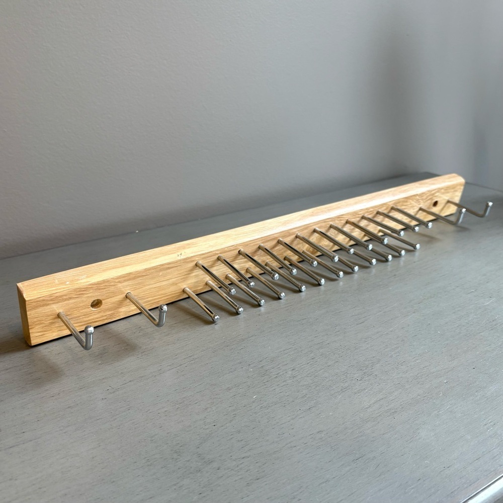 Wood Metal Tie Belt Rack Organizer Necklace Jewelry Display Wall Mounted Holder